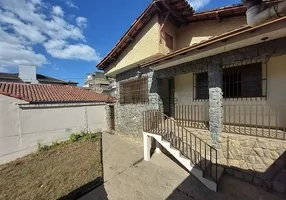Foto 1 de Casa com 3 Quartos à venda, 253m² em Ipê, Belo Horizonte