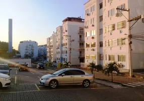 Foto 1 de Apartamento com 2 Quartos à venda, 45m² em Galo Branco, São Gonçalo