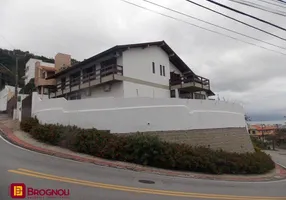 Foto 1 de Casa com 3 Quartos à venda, 414m² em Morro da Cruz, Florianópolis