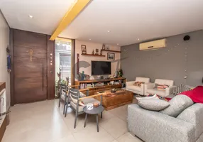 Foto 1 de Casa com 2 Quartos à venda, 132m² em Vila Elvira, São Paulo