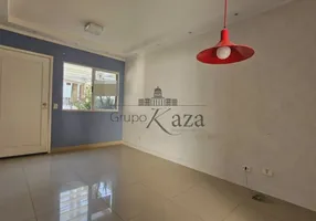 Foto 1 de Casa de Condomínio com 2 Quartos à venda, 90m² em Villa Branca, Jacareí