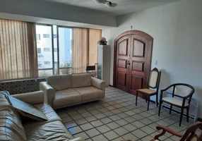 Foto 1 de Apartamento com 4 Quartos à venda, 165m² em Barra, Salvador