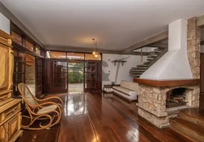 Foto 1 de Casa com 4 Quartos à venda, 299m² em Alto Da Boa Vista, São Paulo