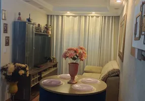 Foto 1 de Apartamento com 2 Quartos à venda, 46m² em Jardim Elizabete, Taboão da Serra