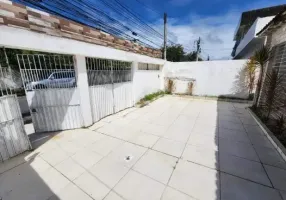 Foto 1 de Casa com 3 Quartos à venda, 200m² em Baixa Do Luiz Anselmo, Salvador