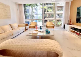 Foto 1 de Apartamento com 3 Quartos à venda, 155m² em Leblon, Rio de Janeiro