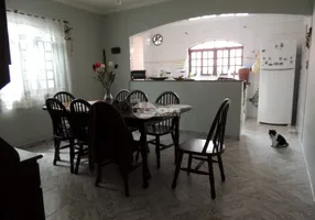 Foto 1 de Sobrado com 4 Quartos à venda, 270m² em Vila Palmares, Santo André