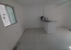 Foto 1 de Casa com 2 Quartos para alugar, 40m² em Agua Fria, Recife