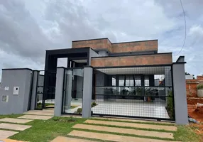 Foto 1 de Casa de Condomínio com 4 Quartos à venda, 340m² em Taguatinga, Brasília