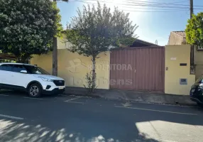 Foto 1 de Casa com 3 Quartos para alugar, 146m² em Jardim Francisco Fernandes, São José do Rio Preto