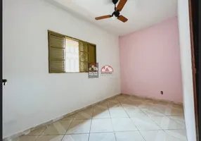Foto 1 de Casa com 3 Quartos para alugar, 96m² em Sumaré, Caraguatatuba