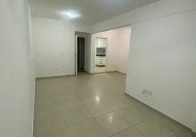 Foto 1 de Apartamento com 3 Quartos para alugar, 90m² em Jatiúca, Maceió