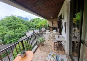 Foto 1 de Apartamento com 3 Quartos à venda, 158m² em Jardim Oceanico, Rio de Janeiro