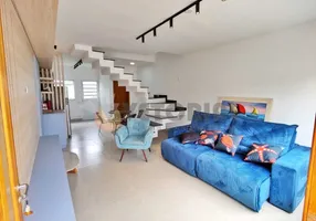 Foto 1 de Sobrado com 2 Quartos à venda, 80m² em Massaguaçu, Caraguatatuba