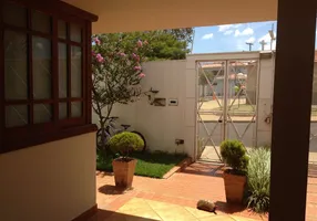Foto 1 de Casa com 3 Quartos à venda, 345m² em Jardim Menzani, Ibaté