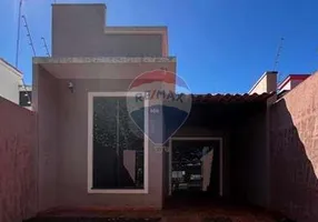 Foto 1 de Casa com 2 Quartos à venda, 75m² em Jardim Coopagro, Toledo