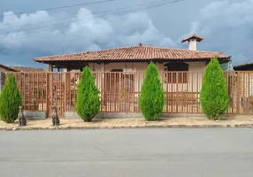 Foto 1 de Casa com 4 Quartos à venda, 190m² em Parque Jardim Itaú, Vespasiano