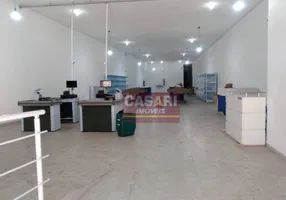 Foto 1 de Galpão/Depósito/Armazém à venda, 640m² em Vila Aquilino, Santo André