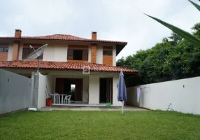 Foto 1 de Sobrado com 3 Quartos à venda, 143m² em Praia Brava, Florianópolis