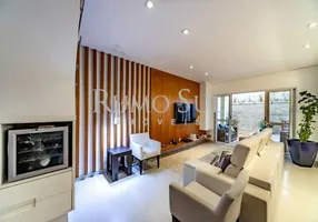 Foto 1 de Casa com 4 Quartos à venda, 214m² em Chácara Monte Alegre, São Paulo