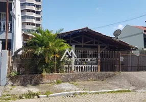 Foto 1 de Lote/Terreno à venda, 250m² em Centro, Itajaí