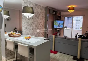 Foto 1 de Apartamento com 2 Quartos à venda, 59m² em Cedros, Camboriú