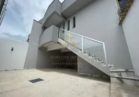 Foto 1 de Casa com 3 Quartos à venda, 108m² em Nacional, Contagem