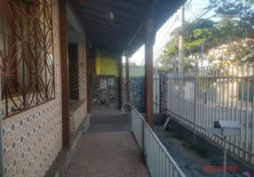 Foto 1 de Casa com 3 Quartos à venda, 360m² em Candelaria, Belo Horizonte