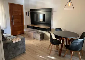 Foto 1 de Apartamento com 2 Quartos à venda, 55m² em Humaitá, Porto Alegre