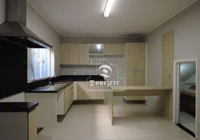 Foto 1 de Sobrado com 2 Quartos para alugar, 130m² em Vila Homero Thon, Santo André