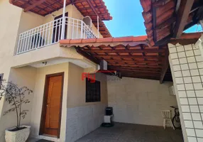 Foto 1 de Casa com 2 Quartos à venda, 74m² em da Luz, Nova Iguaçu
