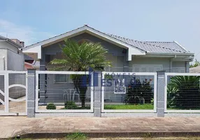 Foto 1 de Casa com 4 Quartos à venda, 187m² em Curumim, Capão da Canoa