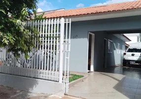 Foto 1 de Casa com 2 Quartos à venda, 70m² em Jardim Rebouças, Maringá