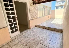 Foto 1 de Apartamento com 3 Quartos à venda, 107m² em Juscelino, Mesquita