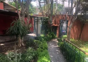 Foto 1 de Casa com 2 Quartos à venda, 130m² em Campo Belo, São Paulo