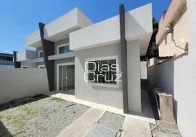 Foto 1 de Casa com 3 Quartos à venda, 80m² em Cantinho do Mar, Rio das Ostras