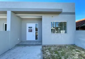 Foto 1 de Casa com 2 Quartos à venda, 75m² em Zona Nova, Tramandaí