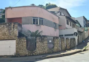 Foto 1 de Casa com 3 Quartos à venda, 195m² em São Bernardo, Juiz de Fora