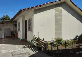 Foto 1 de Casa com 2 Quartos à venda, 39m² em Contorno, Ponta Grossa