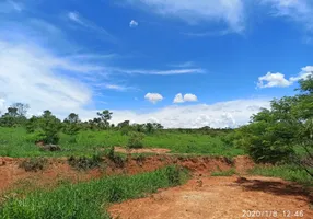 Foto 1 de Lote/Terreno à venda, 20000m² em Zona Rural, Jaboticatubas