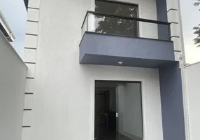 Foto 1 de Casa com 3 Quartos à venda, 80m² em Santa Rita, Sarzedo
