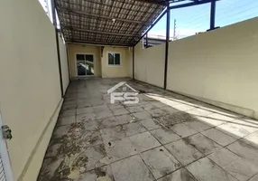 Foto 1 de Casa com 3 Quartos à venda, 82m² em Jangurussu, Fortaleza