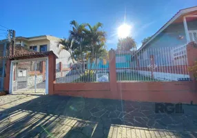 Foto 1 de Casa com 3 Quartos à venda, 112m² em Campo Novo, Porto Alegre