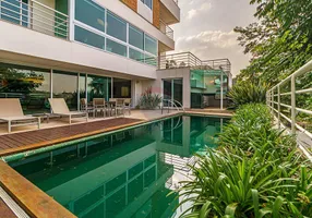 Foto 1 de Casa com 4 Quartos à venda, 900m² em Panamby, São Paulo