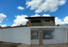 Foto 1 de Casa com 4 Quartos à venda, 195m² em Aeroporto, Londrina