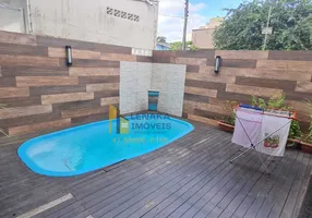 Foto 1 de Casa com 4 Quartos à venda, 214m² em Sao Joao, Itajaí