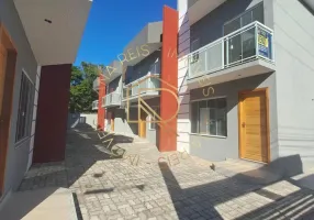 Foto 1 de Casa de Condomínio com 2 Quartos à venda, 76m² em Extensão do Bosque, Rio das Ostras