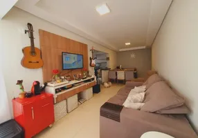 Foto 1 de Apartamento com 3 Quartos à venda, 76m² em Cidade Jardim, Uberlândia