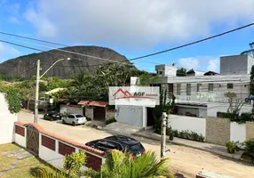 Foto 1 de Casa com 3 Quartos à venda, 300m² em Itacoatiara, Niterói