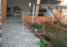 Foto 1 de Casa com 2 Quartos à venda, 128m² em Vitoria Vale, Caçapava